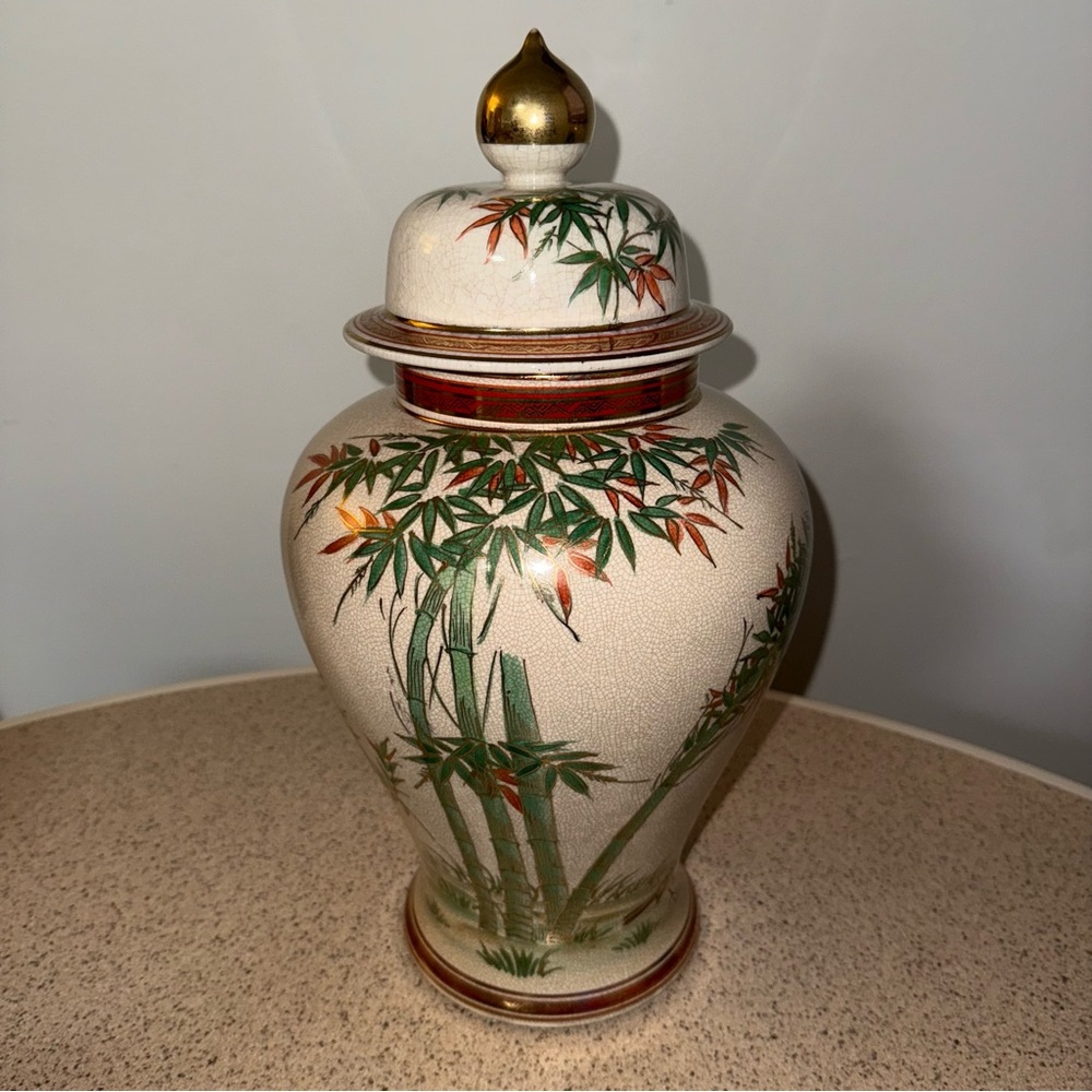 RARE Antique Hand Painted Satsuma Temple Ginger Jar or Urn Excellent Vintage